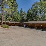 Narrow Gauge Inn